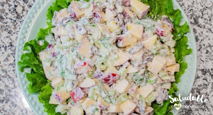 Ensalada Waldorf saludable
